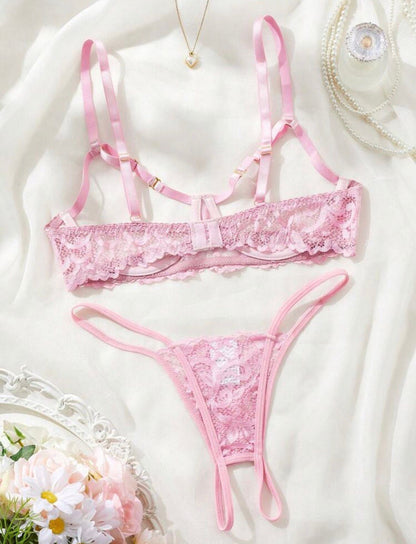Flirty Lace Crotchless Two Piece Lingerie