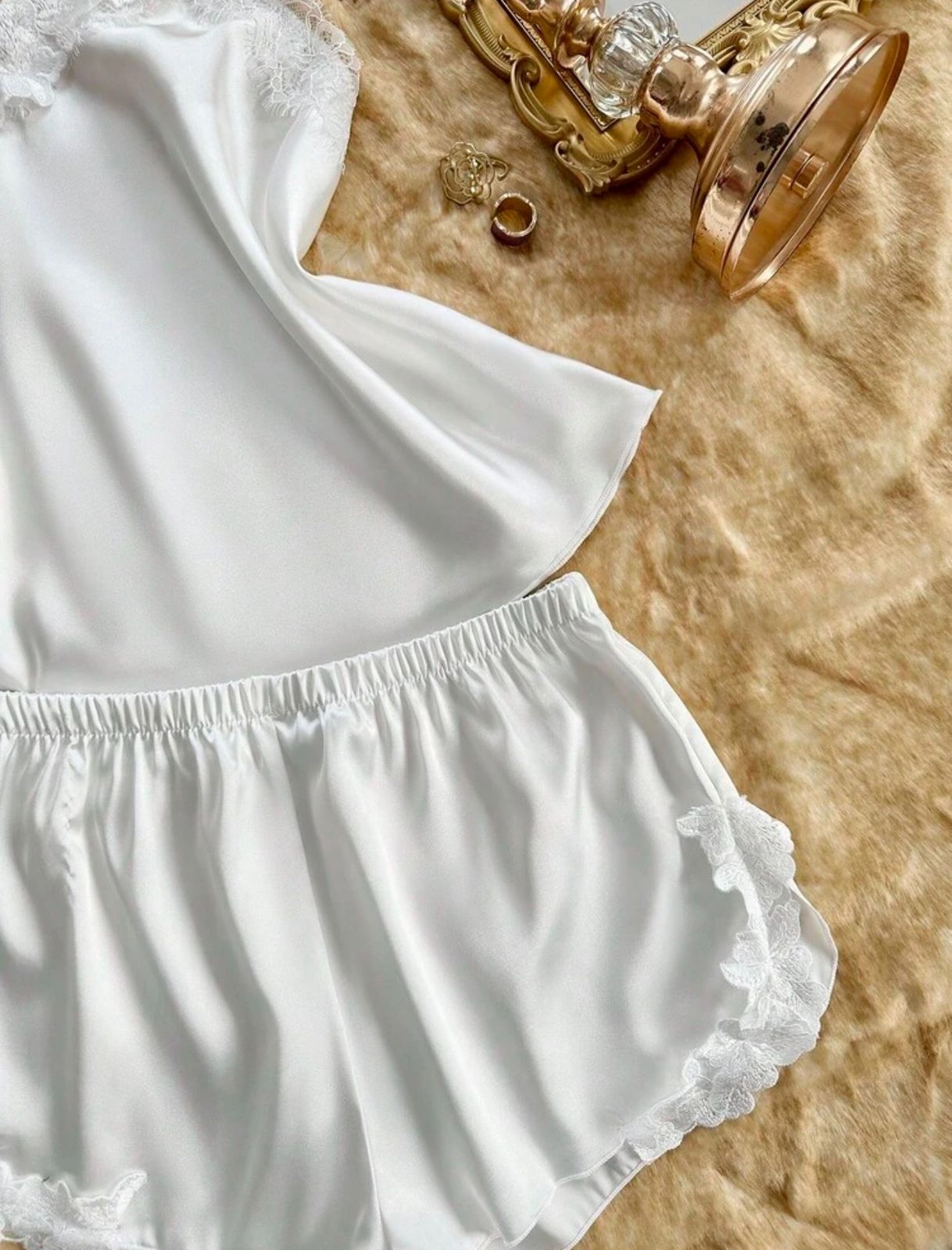 Picana Satin White Floral Pajamas