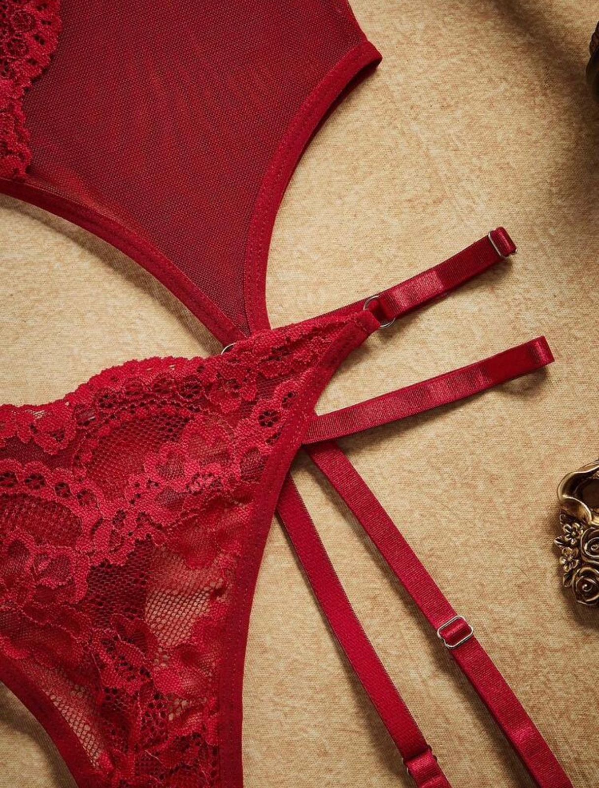 Irland Velvet Empress Bustier Set