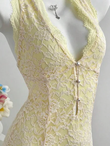 Clara Vintage Gown