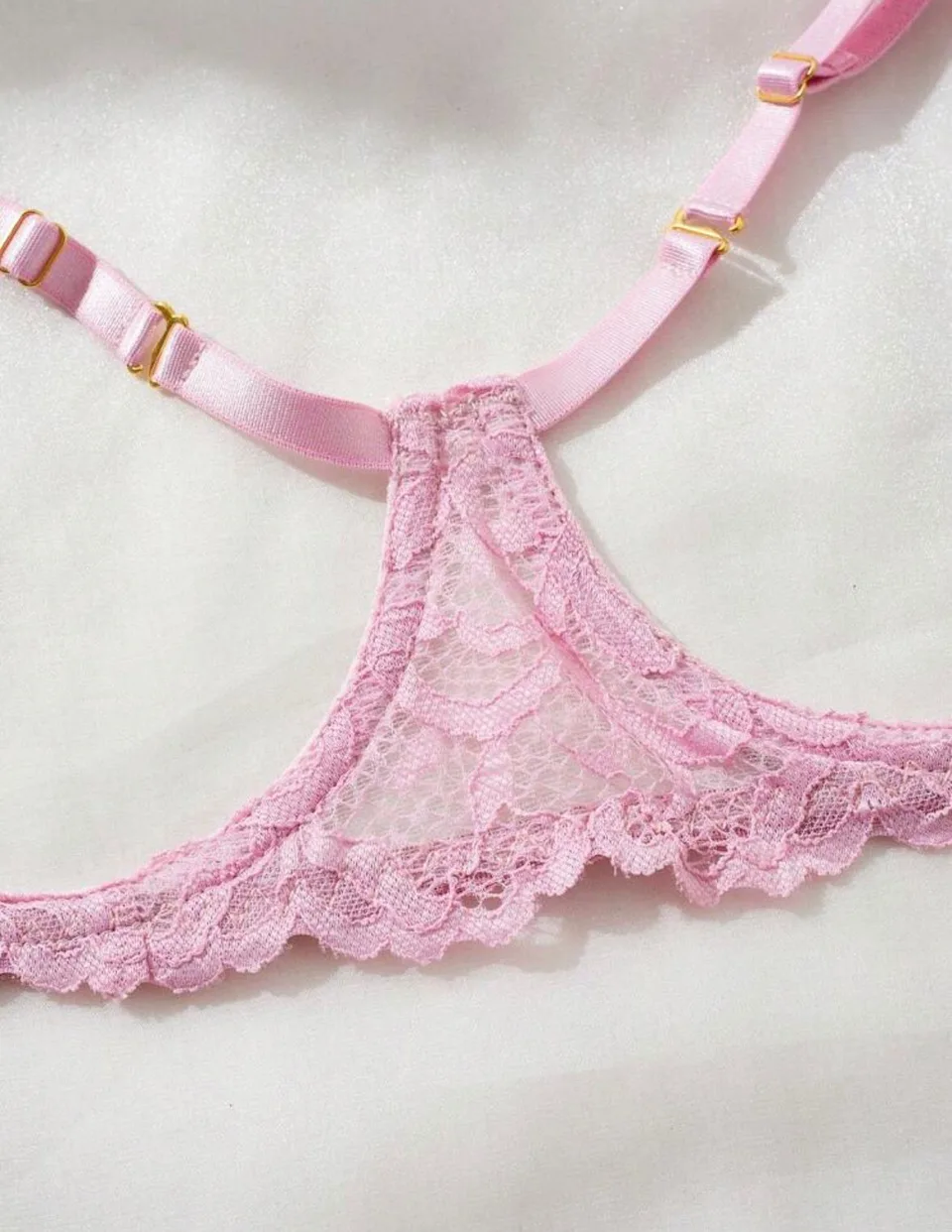 Flirty Lace Crotchless Two Piece Lingerie