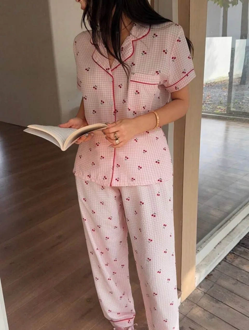 Iggy Floral Two Piece Pajamas - Pink